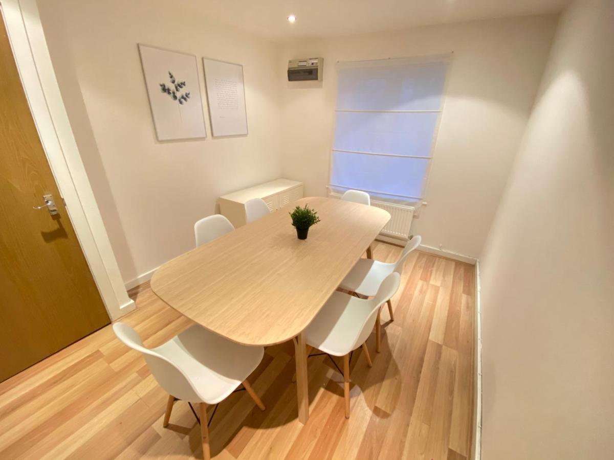 Large 5-Bed City Centre Townhouse With Secure Parking Manchester Exterior foto